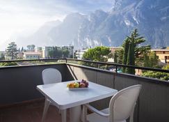 Residence Monica - Riva del Garda - Balkon