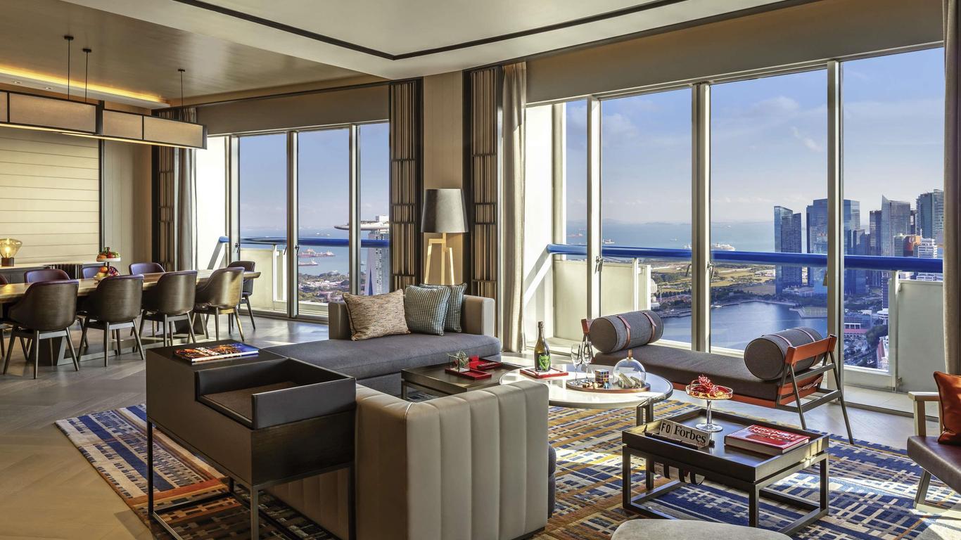 Swissôtel The Stamford Singapore