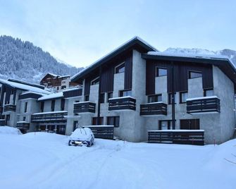 Ground floor, balcony, tv, ski locker, 24m², Champagny-en-Vanoise - Champagny-en-Vanoise - Building