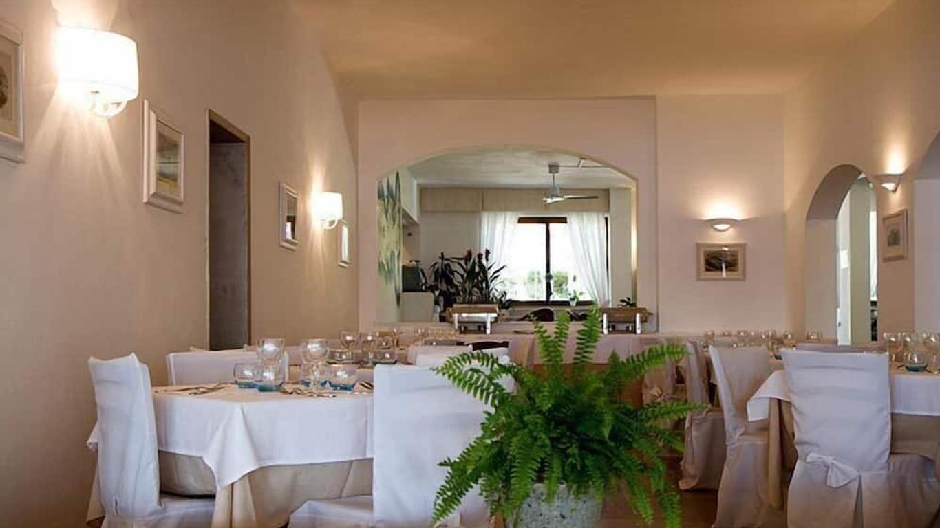 Hotel Marinella