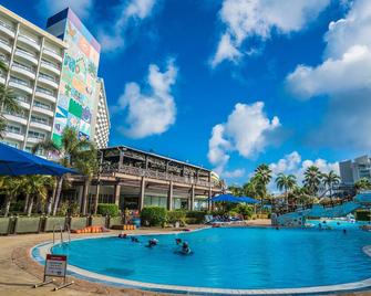 Saipan World Resort - Garapan - Pool