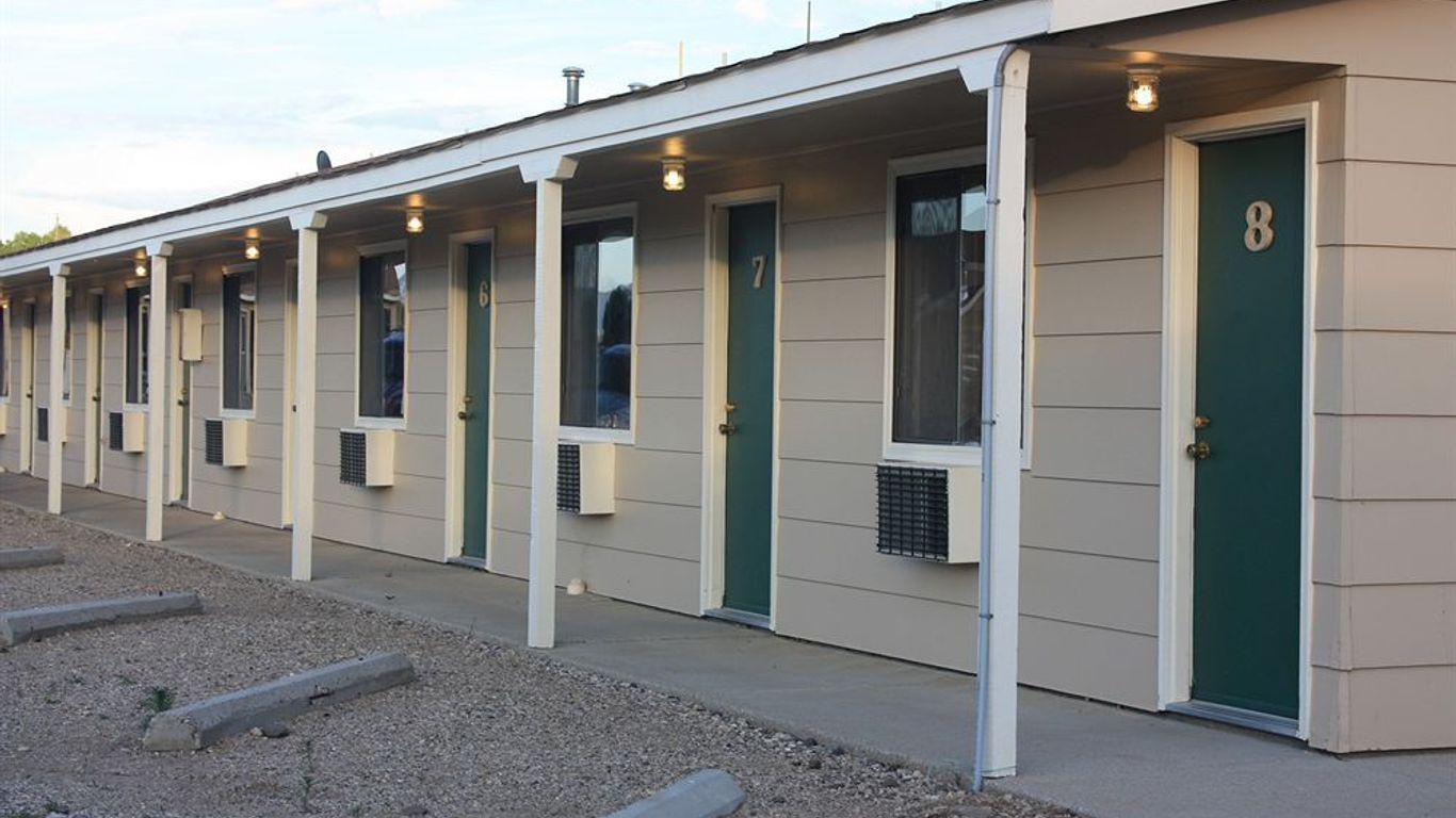 Green Creek Inn & RV Park