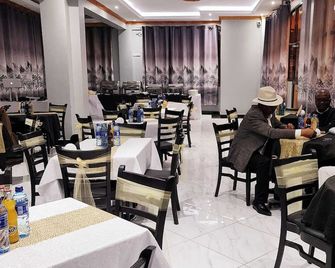 Good Putt Hotel - Nakuru - Restaurant
