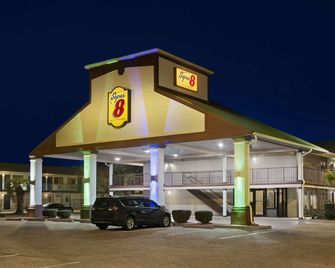 Super 8 by Wyndham Gulfport Airport NW/Near Biloxi - Gulfport - Gebäude