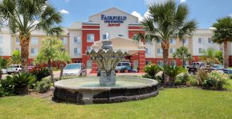 Fairfield Inn & Suites by Marriott Laredo - Laredo - Rakennus