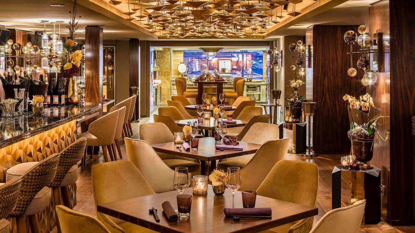 Fairmont Hotel Vier Jahreszeiten