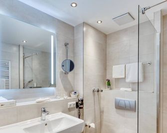 Hotel Alt Vellern - Beckum - Ванна кімната