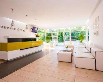 Hotel Favorit - Venus - Recepce