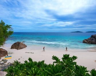 Zerof Self Catering Apartments - La Digue - Plaża