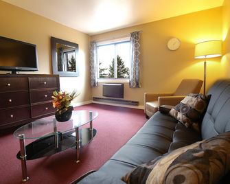The Washburn Inn - Washburn - Obývací pokoj