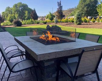 Fairfield Inn & Suites The Dalles - The Dalles - Patio