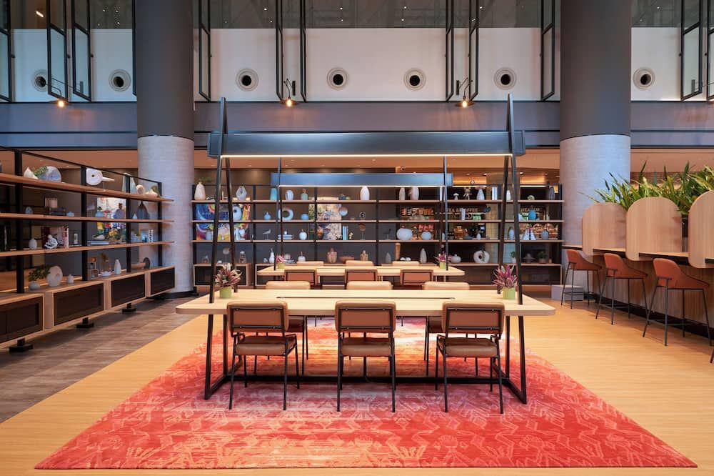 ريزورتس وورلد سينتوسا - هوتل أورا