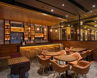 Four Points By Sheraton Chennai Omr - Ченнаї - Бар