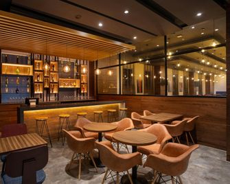 Four Points By Sheraton Chennai Omr - Čennaí - Bar