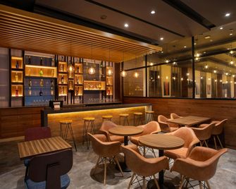 Four Points By Sheraton Chennai Omr - צ'נאי - בר