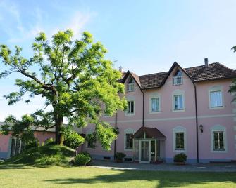 Albergo Villa Ester - Tagliolo Monferrato - Edificio