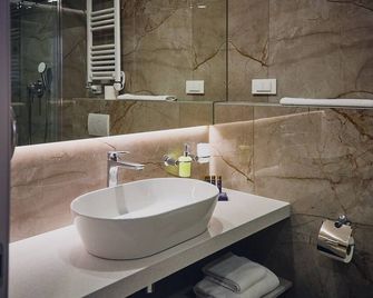 Casino & Hotel ADMIRAL Carnevale Škofije - Koper - Baño