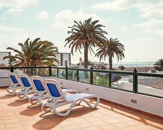 Hotel Pocillos Playa - Puerto del Carmen - Balcon
