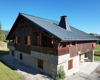 Gîte du roy - Taninges - Bâtiment