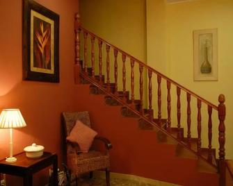 Hostal Serruchi - Teruel - Escaleras