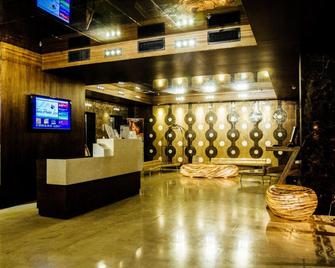 Castle Peak Hotel - Thành phố Cebu - Lễ tân