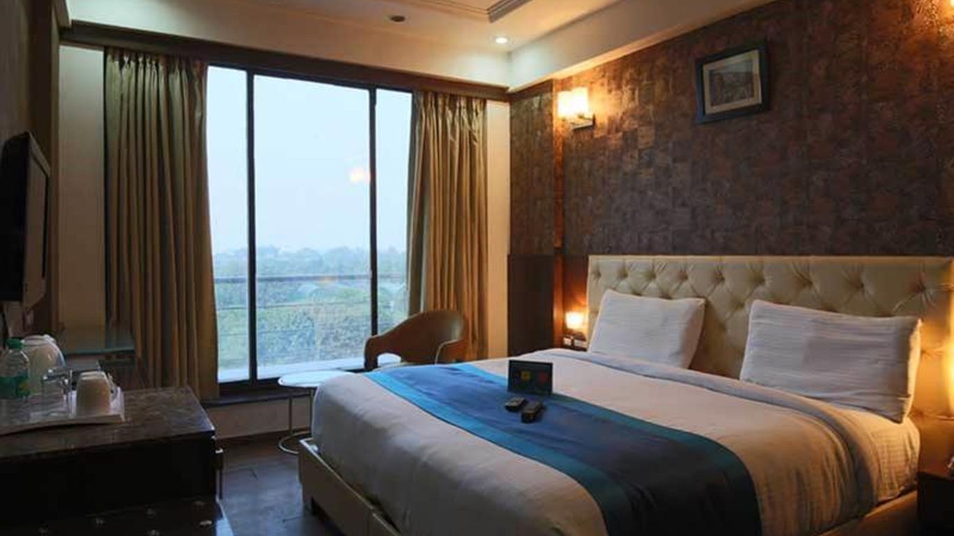 Hotel signature grand