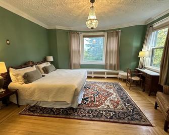 Inn on Winter s Hill - Kingfield - Bedroom
