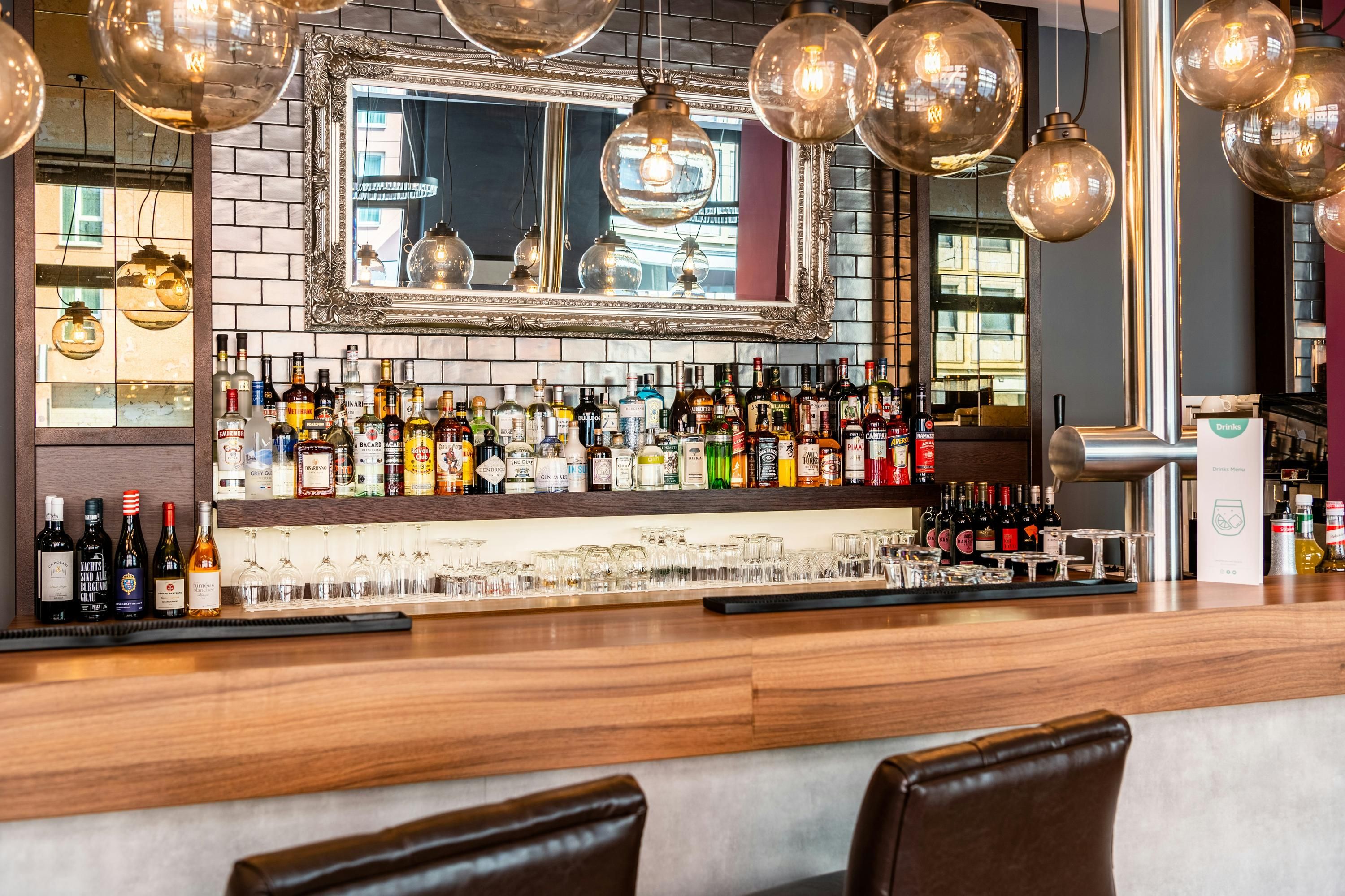 Premier Inn Nürnberg City Centre - Nürnberg - Bar
