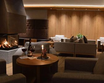 Hotel Trenker - Valdaora - Lounge