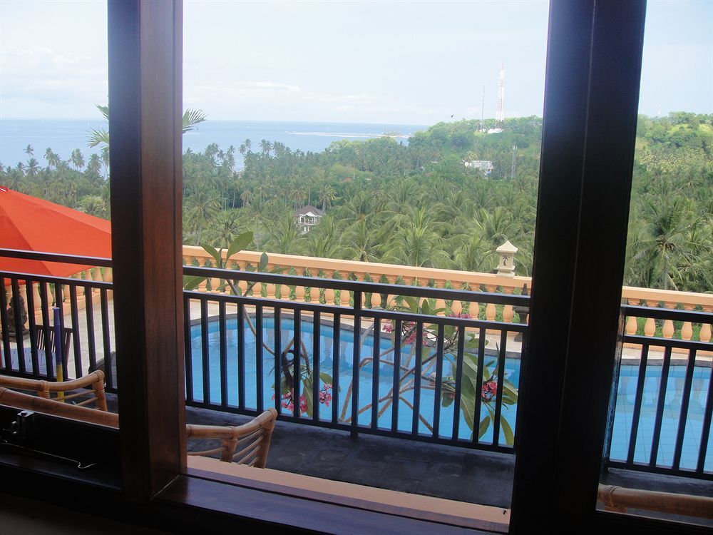 Sunset Lavinia Hotel - Senggigi - Balkon