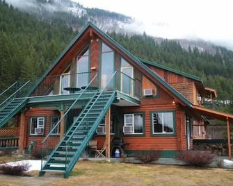 Jade Mountain Motel - Chase - Edificio