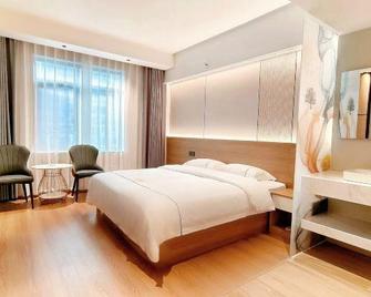 Tianshun Hotel (lincang First Middle School Branch) - Lincang - Habitación
