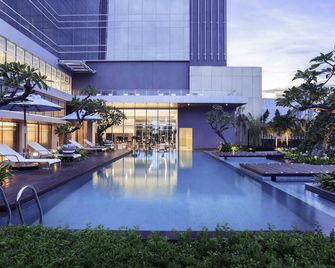 Mercure Jakarta Pantai Indah Kapuk - Jakarta - Pool