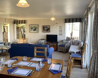 Lake front cottage Omori - Kuratau - Sala de jantar