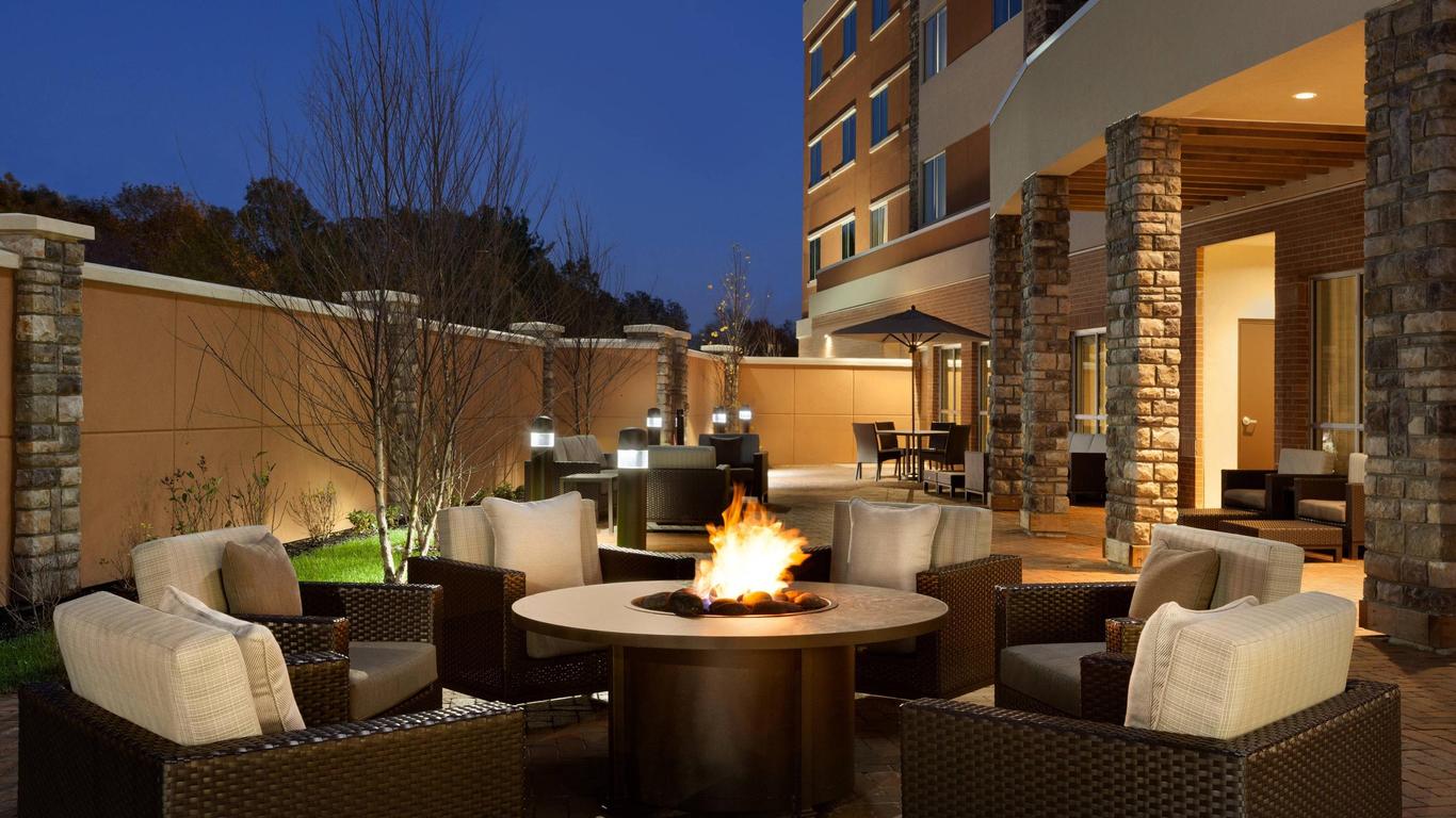 Courtyard by Marriott Boston Dedham/Westwood