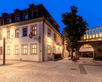 Schwan und Post Business Quarters - Bad Neustadt an der Saale - Будівля