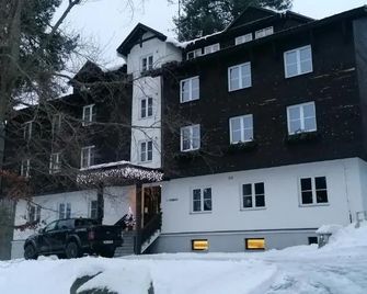 Penzion Sola-Fide - Janské Lázně - Building