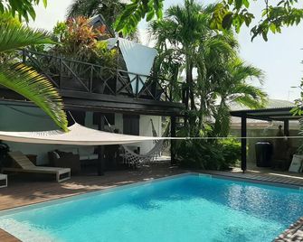 Espace Case / Apartment In Private Residence With Swimming Pool - Kourou - Piscina