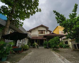 OYO 1801 Wisma Griya Indah Lestari - Jakarta - Toà nhà