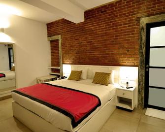 Clock Inn Dehiwala - Dehiwala-Mount Lavinia - Bedroom