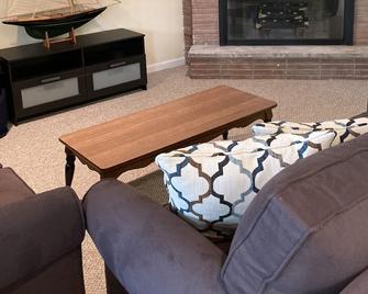 Pound Ridge Retreat - Pound Ridge - Soggiorno