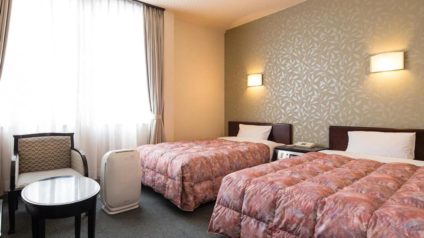 Kotohira River Side Hotel