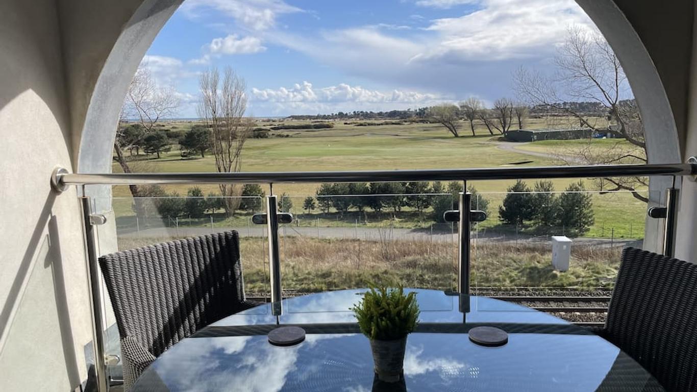 19th Hole Hotel, Carnoustie