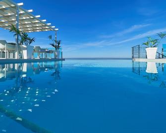 Bq阿古阿瑪瑞娜酒店精品酒店 - 帕爾馬 - 游泳池