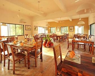 Gir Birding Lodge - Sasan Gir - Restaurant