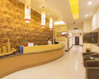 Kaiserdom Hotel Changsha Zhongshan Branch - צ'נגשה - דלפק קבלה