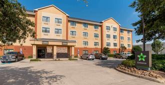 Extended Stay America Suites - New Orleans - Metairie - Metairie - Building