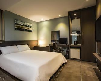 Suwon Pacific Hotel - Suwon - Bedroom