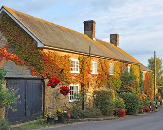 East Farm House B&B - וויימאות' - בניין