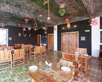 OYO 10104 拉德西卡渡假村 - 哥打 - 餐廳